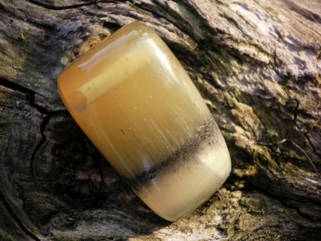 Calcit Fasercalcit Ostseejade3.JPG