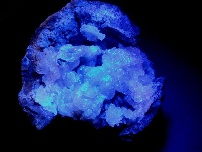 Hyalith Schwarzlicht. 01 4932.jpg