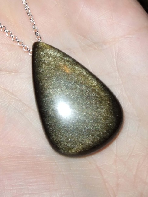 anh_tropfen_sim_goldobsidian_cabochon_klebeoese_833_2022.jpg