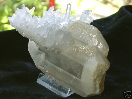 Barytkristall 10 cm mit Nadelquarz 1 aus Tibet