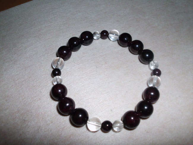 Granat mit Bergkristall