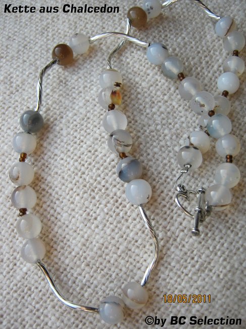 chalcedon-kette mit silber011.jpg