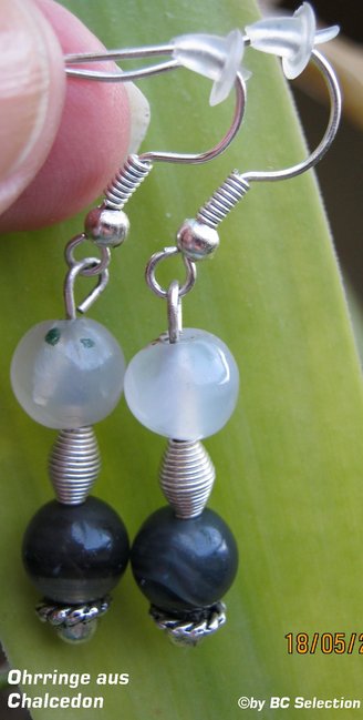 chalcedon-ohrringe mit silber001.jpg