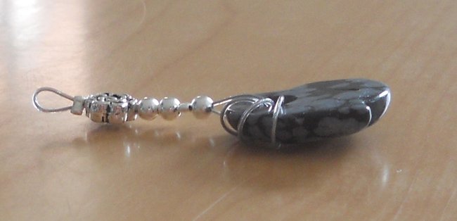 Schneeflocken-Obsidian von der Seite