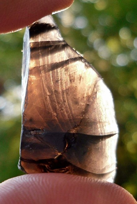 obsidian rauchig mit streifen.jpg