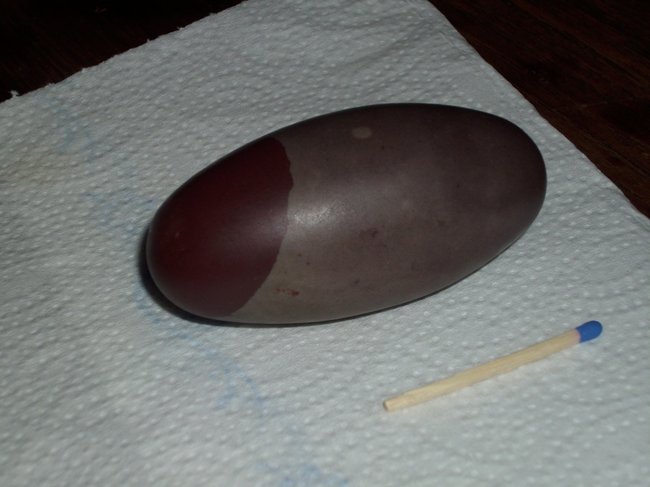 Mein erster Shiva Lingam. Vorderseite . 181,9 g