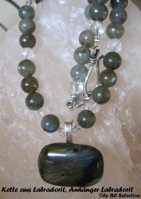 labra-kette mit anhänger007.jpg