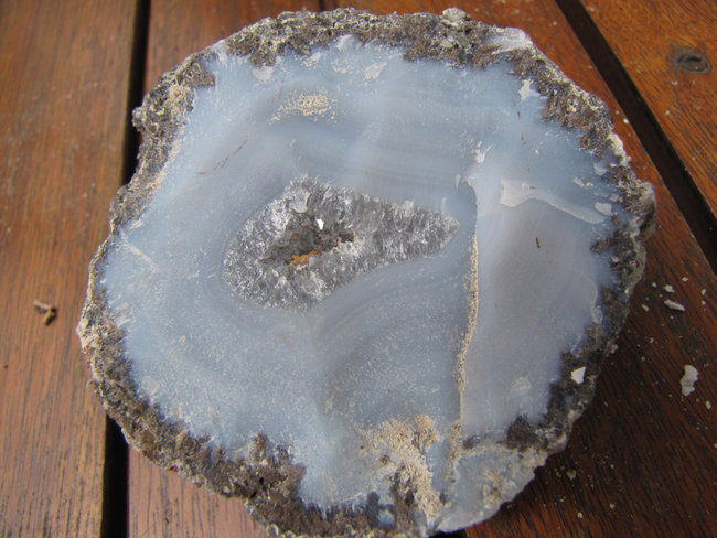Chalcedon"Bombe" mit Minidruse