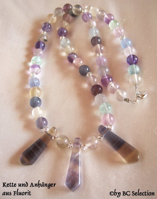 fluorit-drei anhänger-kette002.jpg