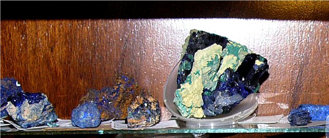 Azurite aus verschiedenen Ländern.jpg