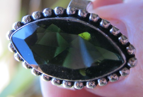 ring grüner stein002.jpg