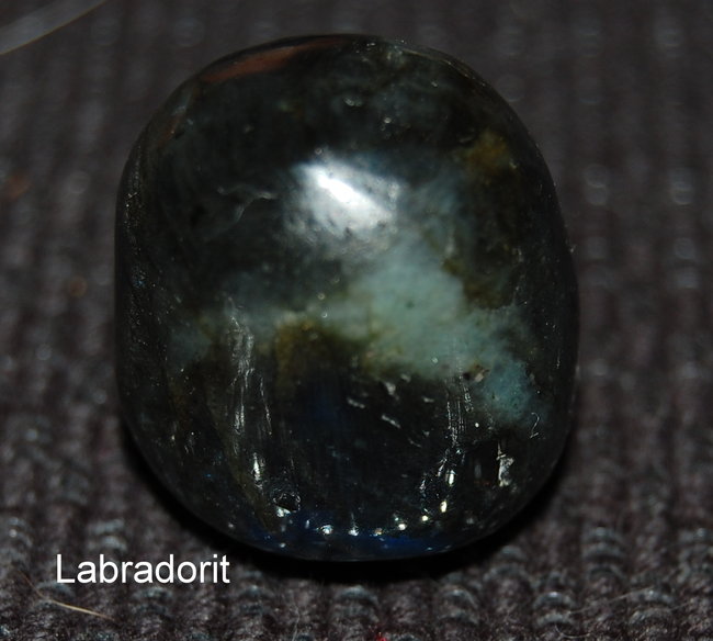 Labradorit