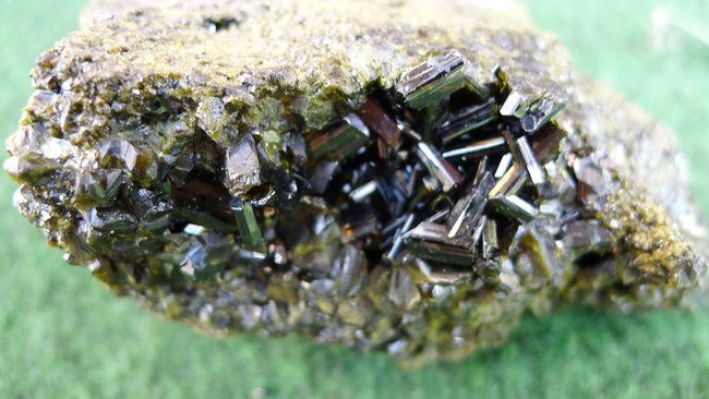 Peridot-Olivin.jpg