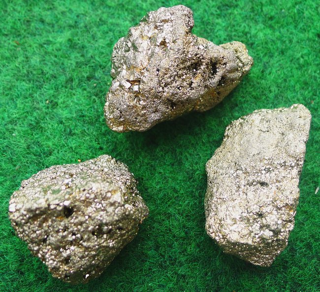 Pyrit.jpg (1.52 MiB) 18349 mal betrachtet Pyrit