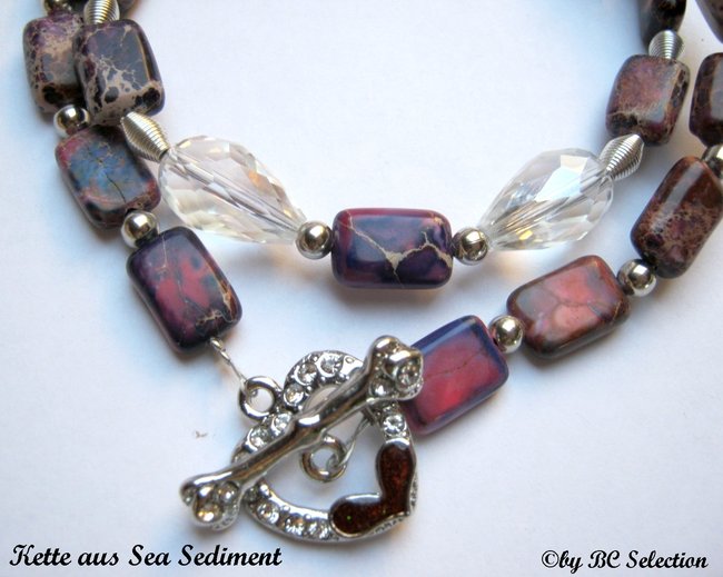 sea sediment mit glas-kette005.jpg