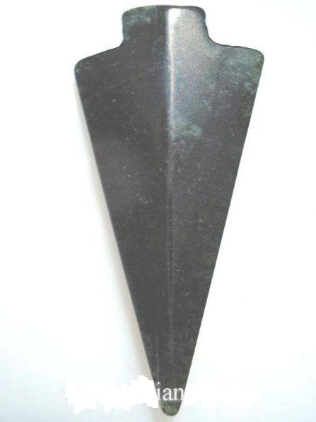 Pfeilspitze-schwarze-Jade 1.jpg