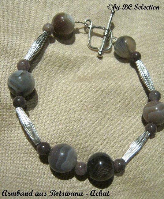 botswana c.j.-armband003.jpg