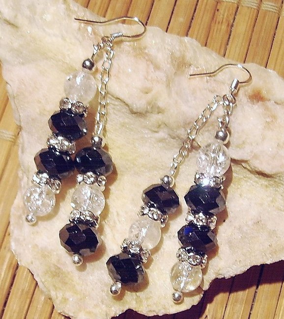 IMG_1501.JPG (210.5 KiB) 1776 mal betrachtet Ohrhänger Bergkristall mit Glasschliffperlen