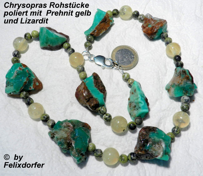 Chrysopras mit gelbem  Prehnit und Lizardit