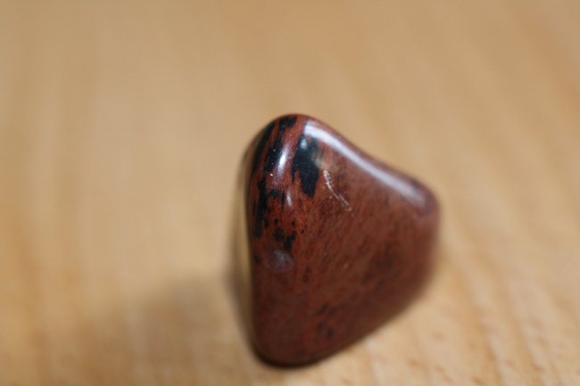 Mahagoni-Obsidian.jpg