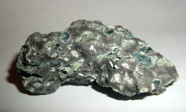 Mandelstein, trocken