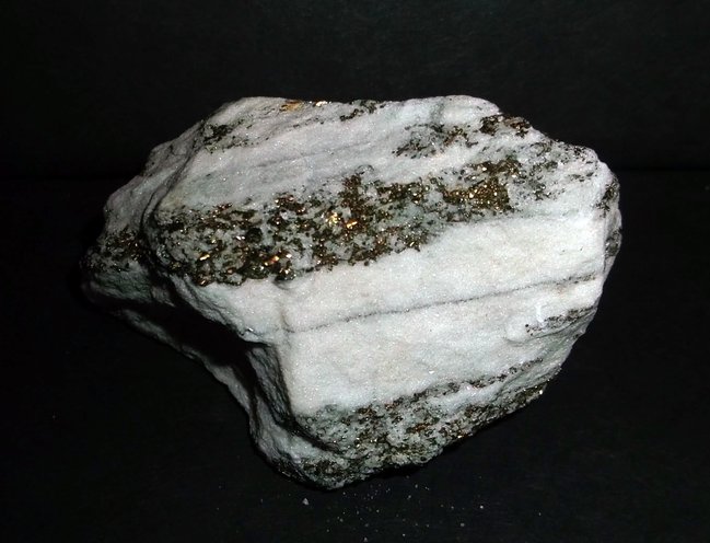 Zuckerdolomit mit Pyrit