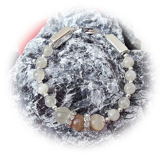 Armband Mondstein