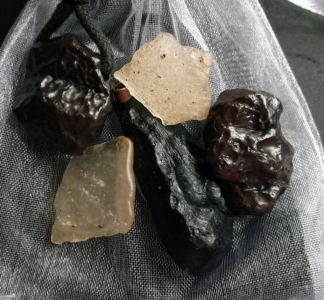 Wüstenglas zu Wüstenlack ;-)