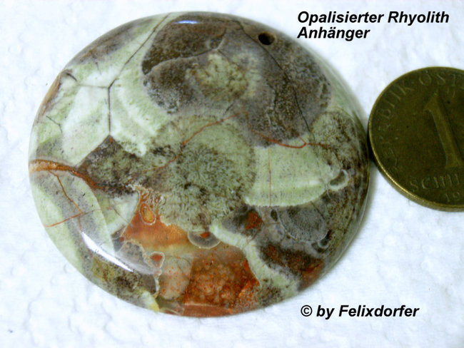 Opalisierter Rhyolith Anhänger 3