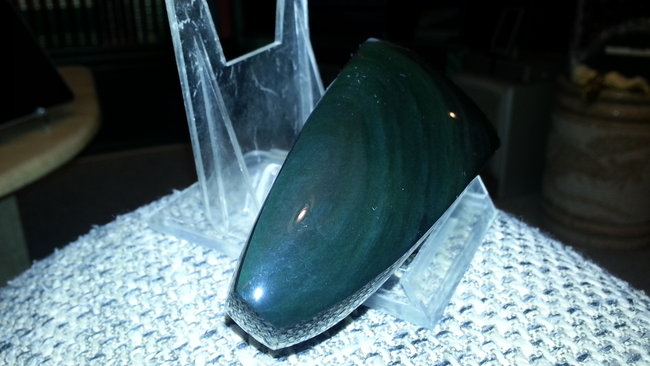 Regenbogenobsidian.