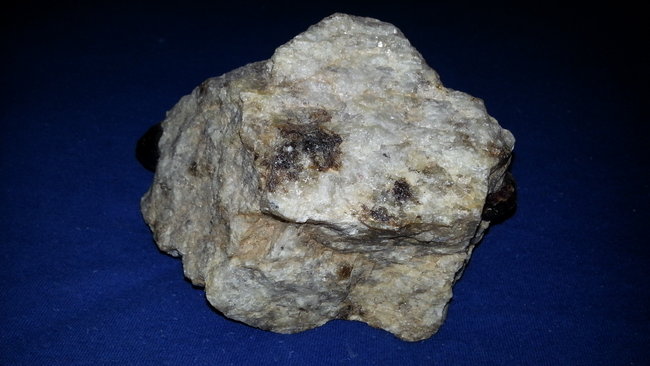Granat.