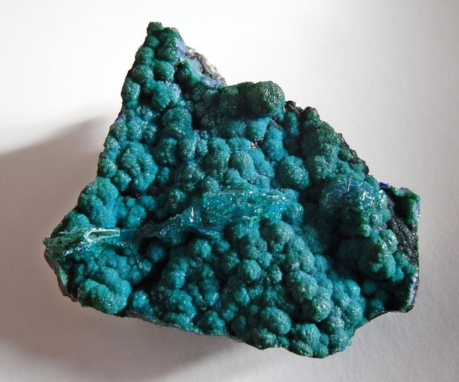 Chrysokoll_Malachit_Azurit mit querverlaufenden kristallinen Chrysokollader _Arizona.jpg (298.86 KiB) 18271 mal betrachtet Chrysokoll_Malachit_Azurit mit querverlaufendenr kristallinen Chrysokollader _aus Arizona