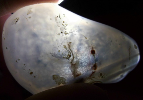 Chalcedon_Enhydro_3.JPG