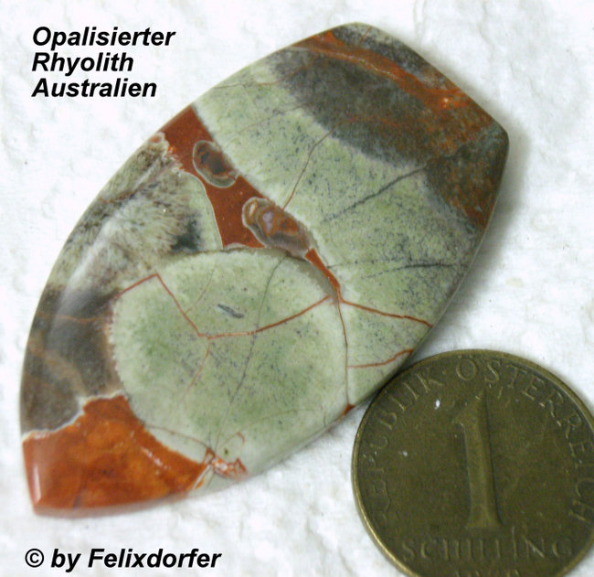 Opalisierter Rhyolith Anhänger 2.jpg