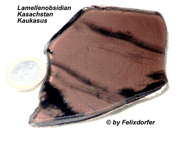Lamellenobsidian von Kasachstan Kaukasus.jpg (4.04 MiB) 10421 mal betrachtet Lamellenobsidian aus Kasachstan Kaukasus polierter Schnitt