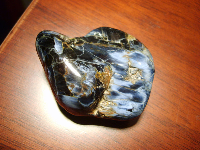 Pietersit, blau.jpg