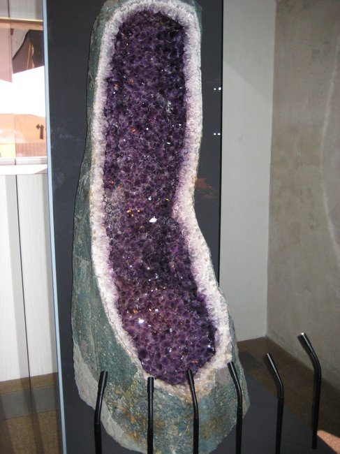 Min-FG-Amethyst2.jpg