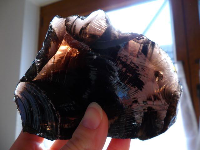 Obsidian im Gegenlicht