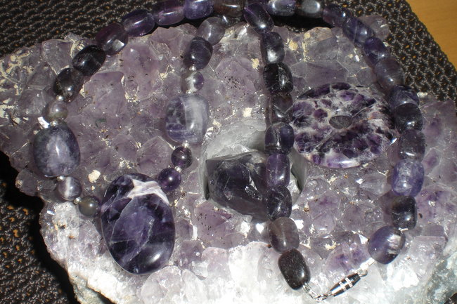 Amethystkette 1.jpg