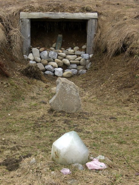 artemisiaapril10 016a.jpg