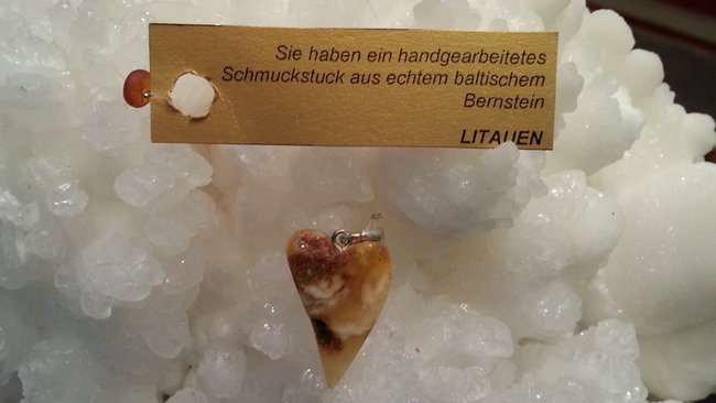 Bernstein. :-) Danke Tanja. :-)