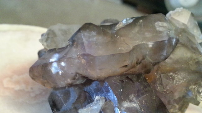 Hallelujah Quarz. :-)<br />Rauchquarz mit Amethyst, Halleluja, Nevada, USA.