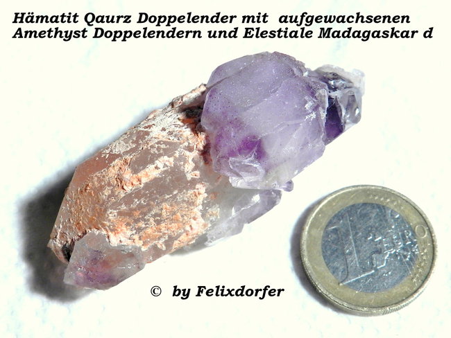Hämatit Doppelender mit aufgewachsenen Amethyst Doppelender und Elestialen Madagaskar c.jpg