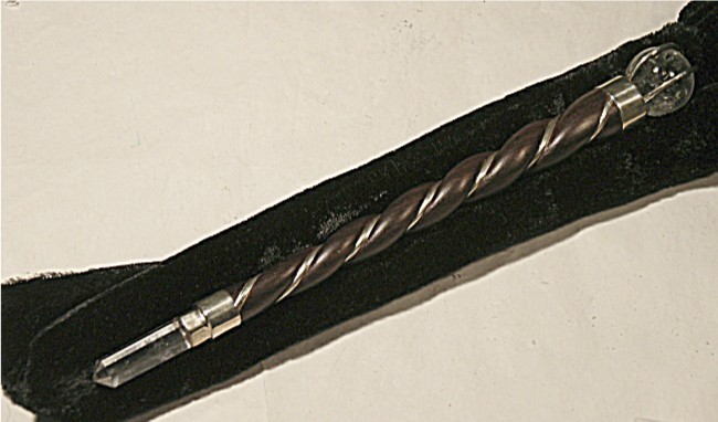 29.11. Zauverstab, massagestäbe und Klangschalen 002.jpg