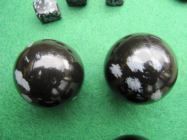 Obsidian Kugeln.jpg