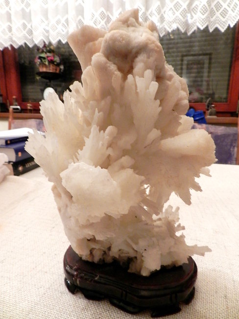Wunderschöne Aragonit Stufe aus China a