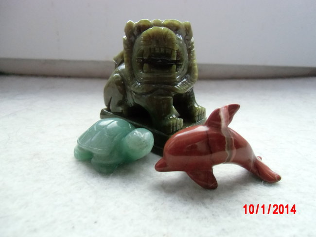 Serpentinlöwe, Aventurinschildkröte, Jaspisdelphin
