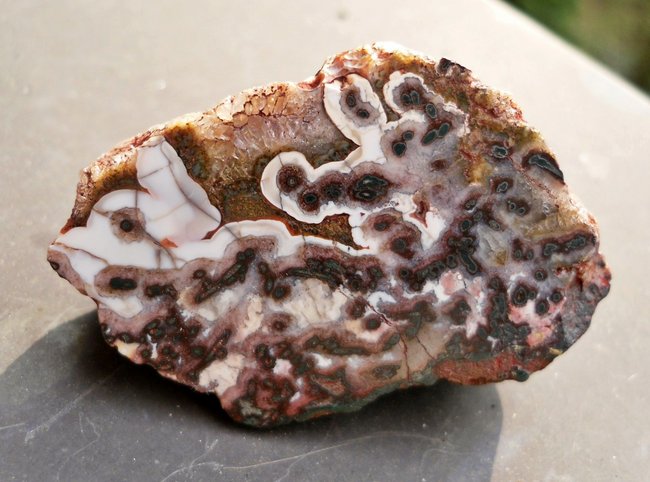 achat mit amethyst, anschliff, feldfund, sachsen.jpg