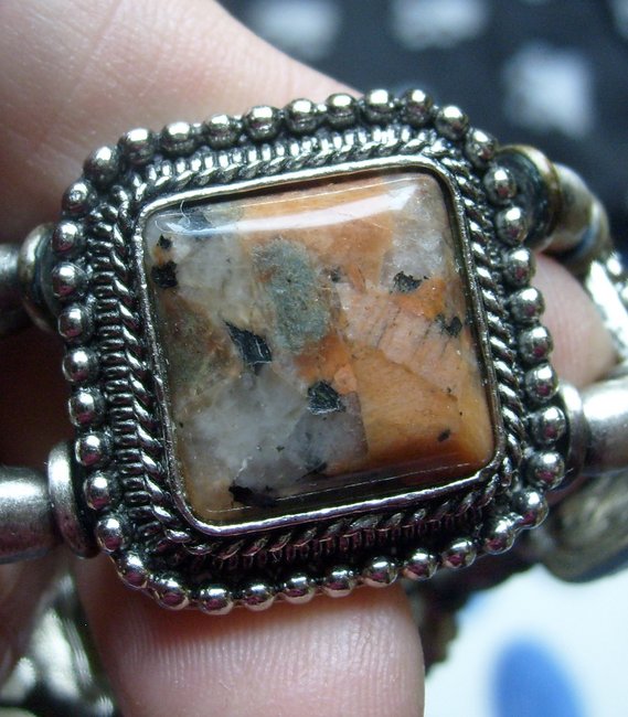 stein aus armband001.jpg