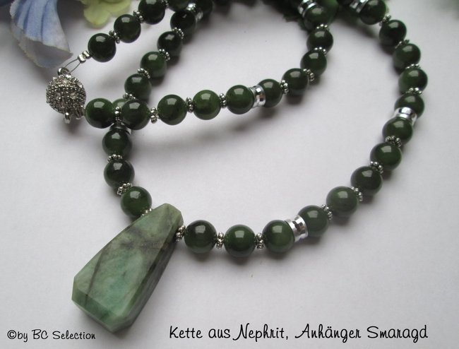 nephrit-smaragd-kette06.jpg